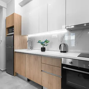 https://upper-floor-the-luxury-suites.hotelschalkidiki.net