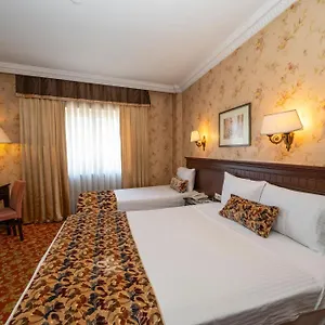 4* Hotel Pera Rose & Hb